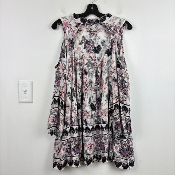 Angie Floral Long Sleeve Top - Black, Pink, White - Picture 2 of 6